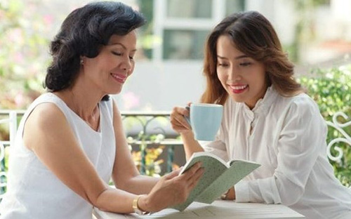 Mẹ chồng ghê gớm răn đe con dâu tương lai và cái kết không ngờ